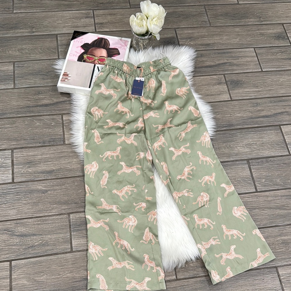 💚CHEETAH PRINT SATIN LONG PANTS ONLY